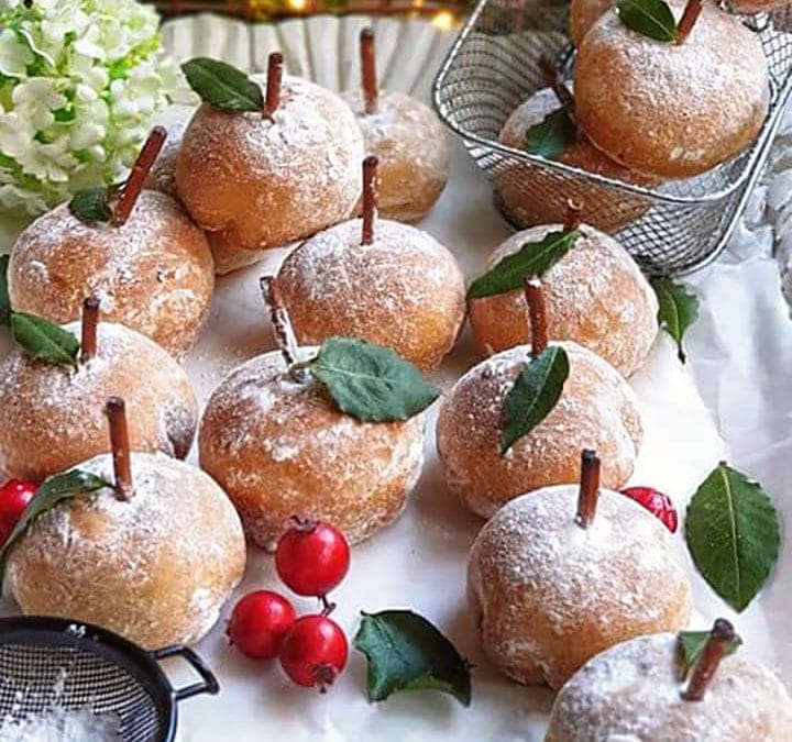 Крофни со јаболка