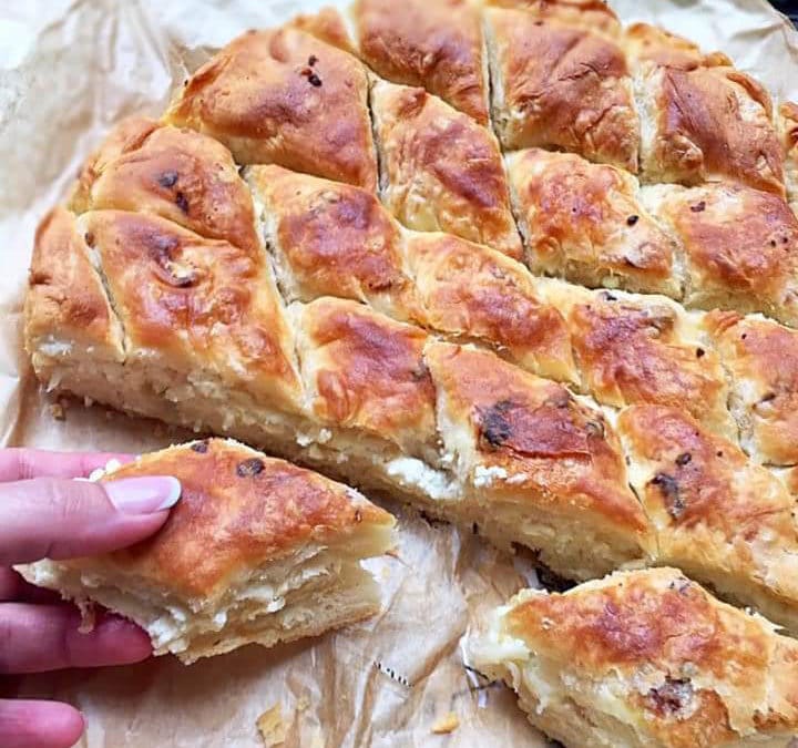 Лисната пита со сирење