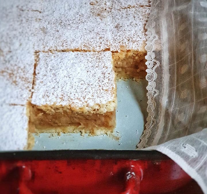 Старинска пита со јаболка